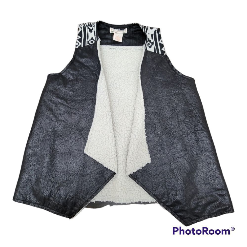 Flying Tomato Southwestern Cozy Black Vest Asymmetrical Open Women's Size M
